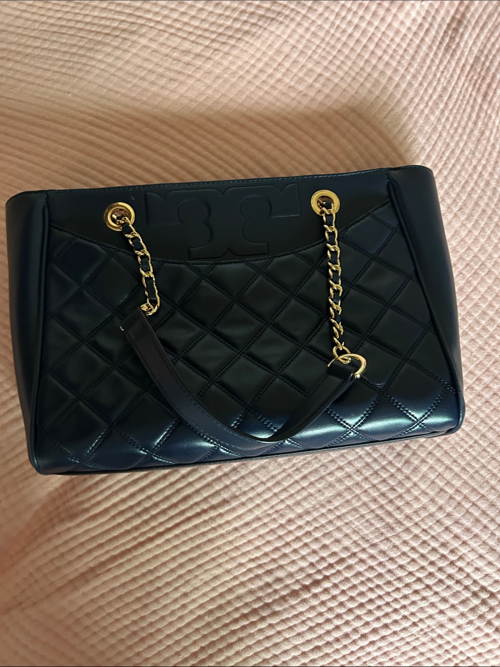 Tory Burch DARK/NAVY BLUE Quilted Leather Shoulder / TOTE Bag with Gold Chain